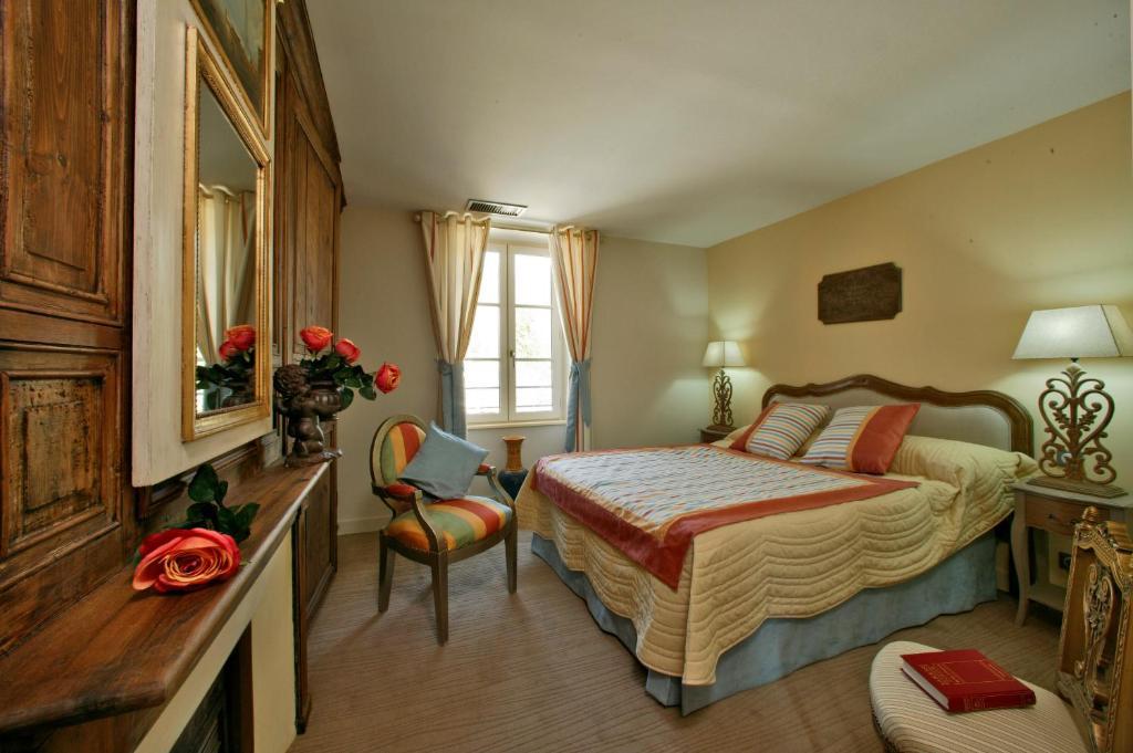 Le Moulin De Mitou Hotel Auriac-du-Périgord Szoba fotó